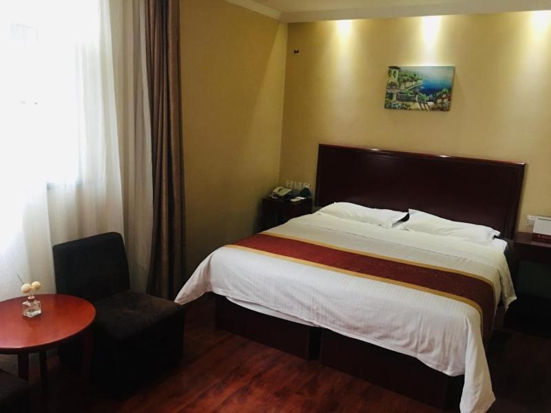 Greentree Inn High Tech Changzhi Road Subway Station Business Hotel 太原 エクステリア 写真