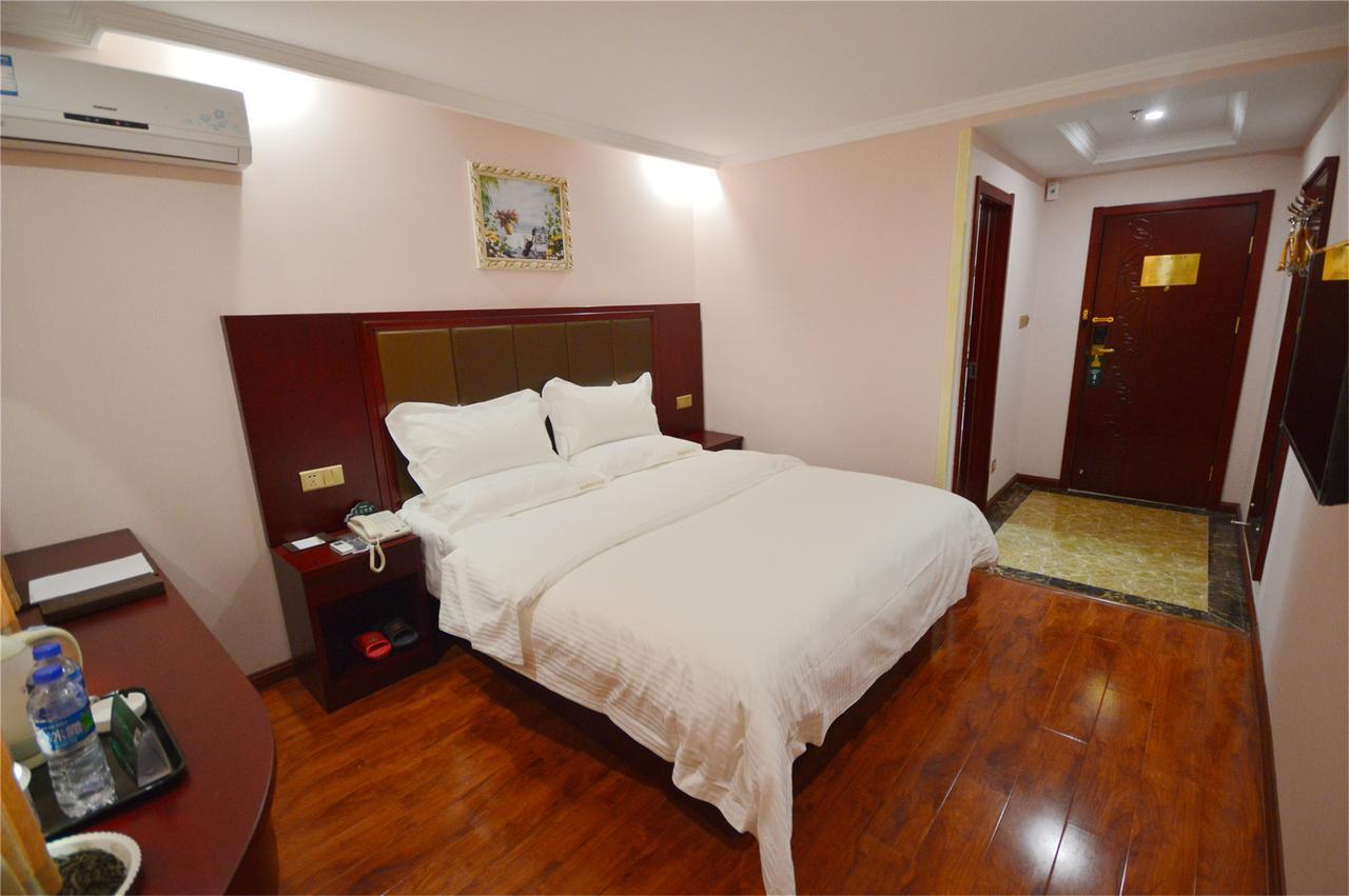 Greentree Inn High Tech Changzhi Road Subway Station Business Hotel 太原 エクステリア 写真